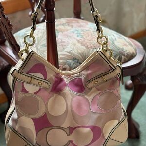 Coach COLLETTE PINK & Beige Signature Hobo Bag, GREAT CONDITION